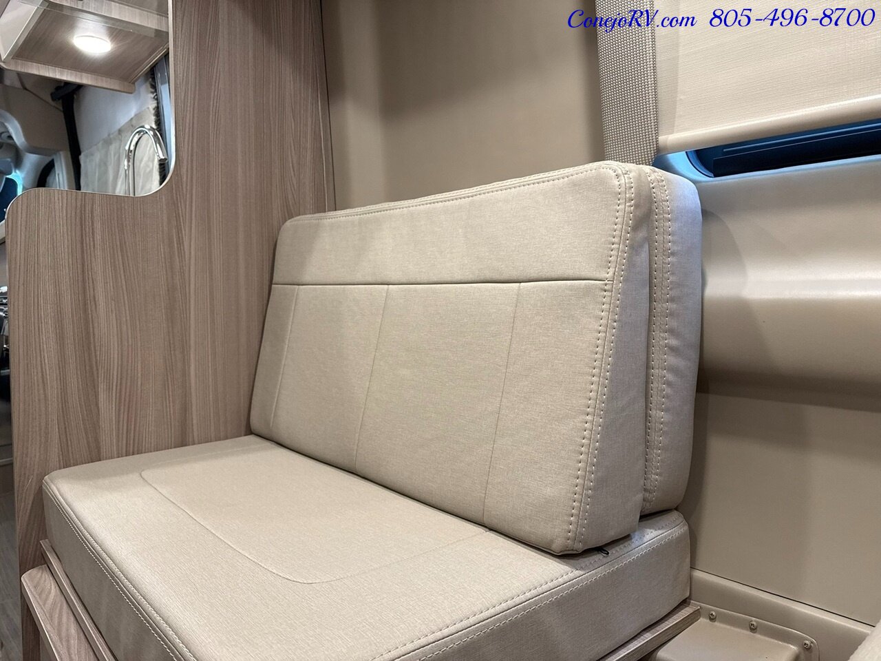 2023 Thor Sequence 20J Full Galley Rear Lounge Pop Top - Photo 26 - Thousand Oaks, CA 91360