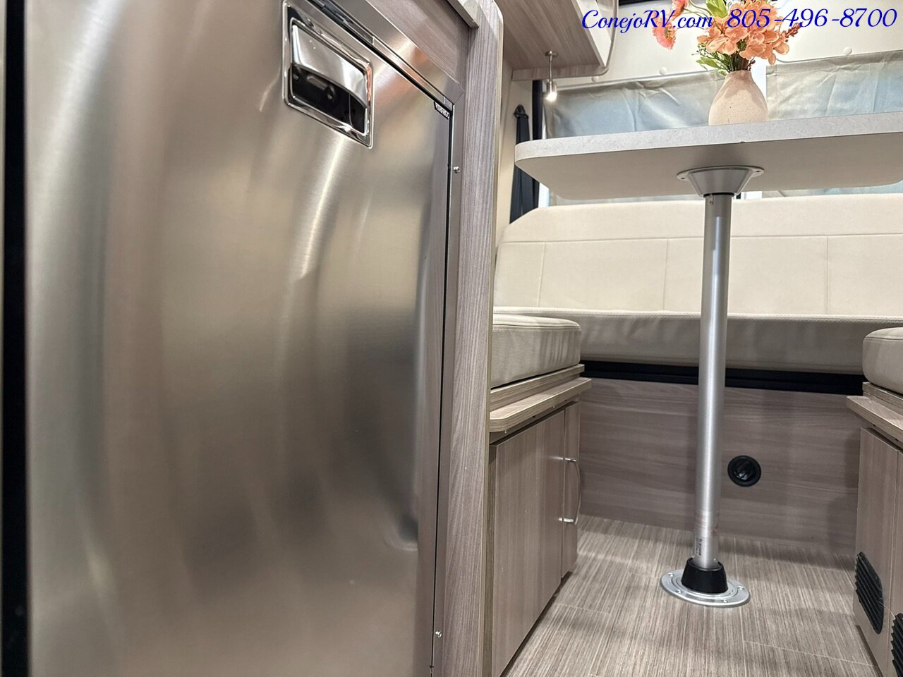 2023 Thor Sequence 20J Full Galley Rear Lounge Pop Top - Photo 14 - Thousand Oaks, CA 91360