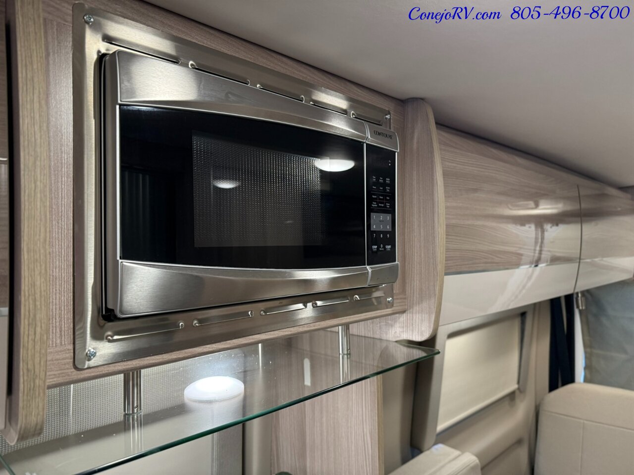 2023 Thor Sequence 20J Full Galley Rear Lounge Pop Top - Photo 13 - Thousand Oaks, CA 91360