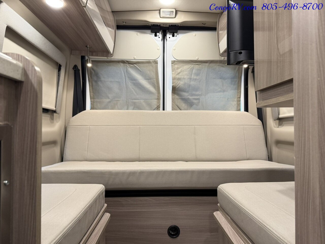 2023 Thor Sequence 20J Full Galley Rear Lounge Pop Top - Photo 19 - Thousand Oaks, CA 91360
