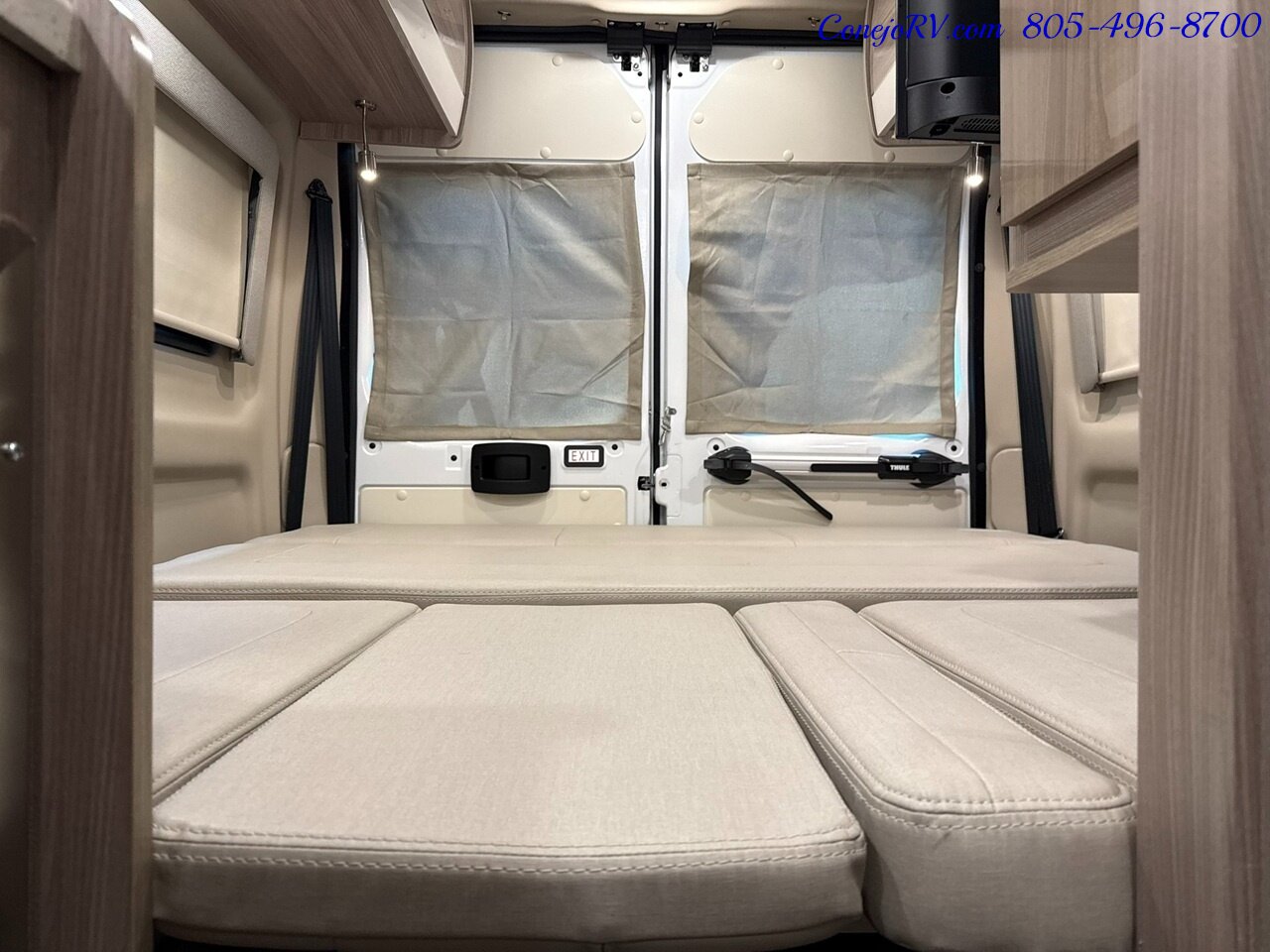 2023 Thor Sequence 20J Full Galley Rear Lounge Pop Top - Photo 22 - Thousand Oaks, CA 91360