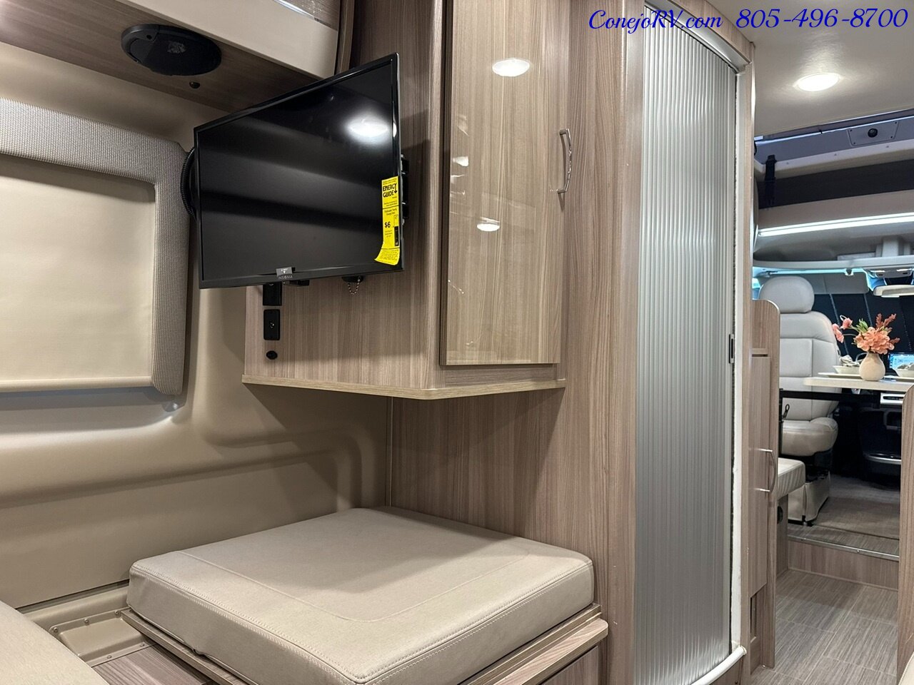 2023 Thor Sequence 20J Full Galley Rear Lounge Pop Top - Photo 29 - Thousand Oaks, CA 91360