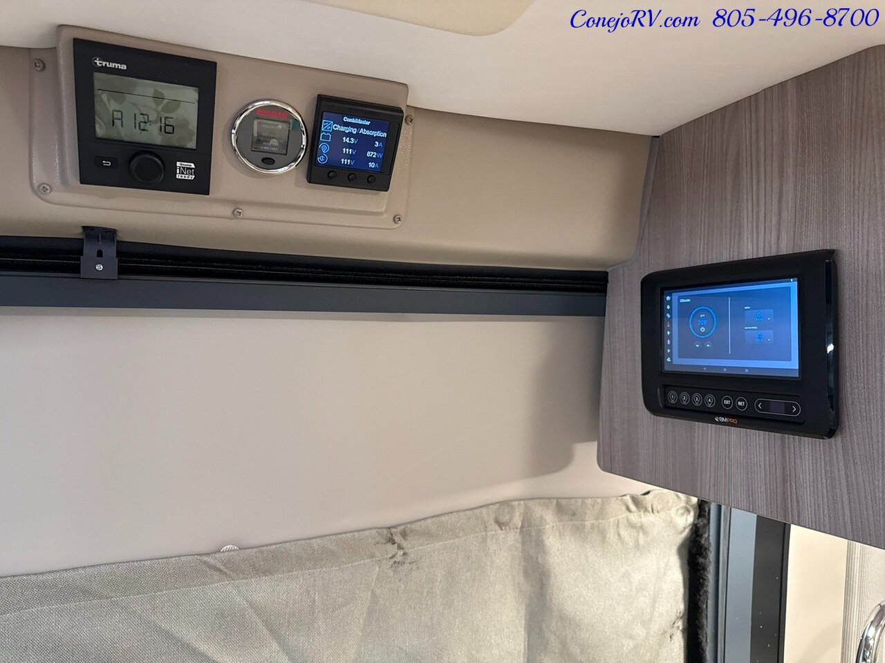 2023 Thor Sequence 20J Full Galley Rear Lounge Pop Top - Photo 9 - Thousand Oaks, CA 91360
