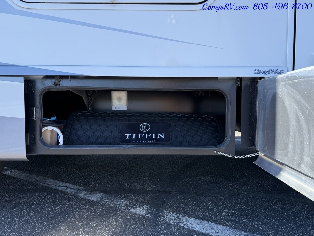2026 Tiffin Wayfarer 25XLW Slide-Out Theater Seats Mercedes Turbo Diesel Full Body Paint - Photo 49 - Thousand Oaks, CA 91360