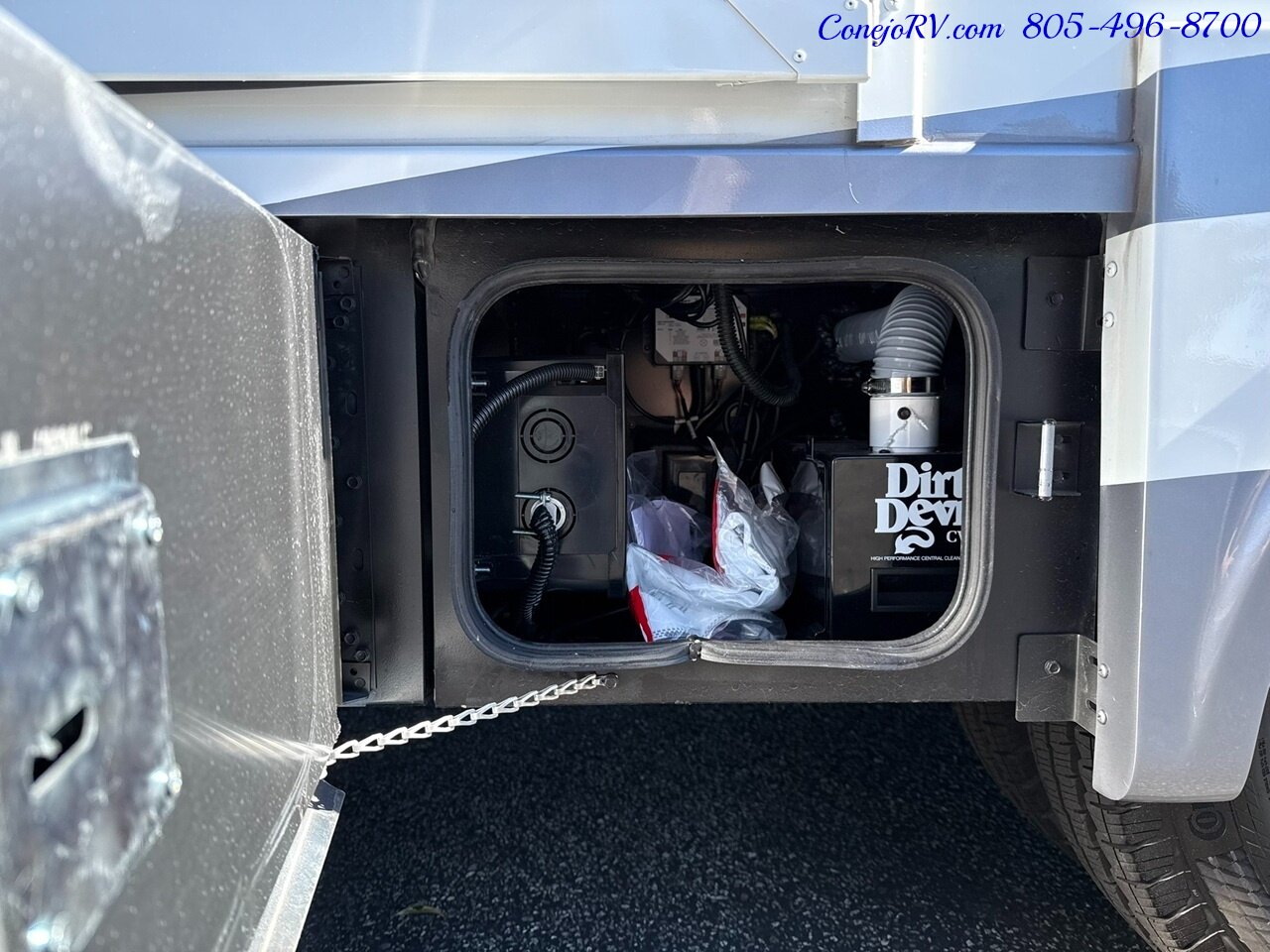 2026 Tiffin Wayfarer 25XLW Slide-Out Theater Seats Mercedes Turbo Diesel Full Body Paint - Photo 53 - Thousand Oaks, CA 91360