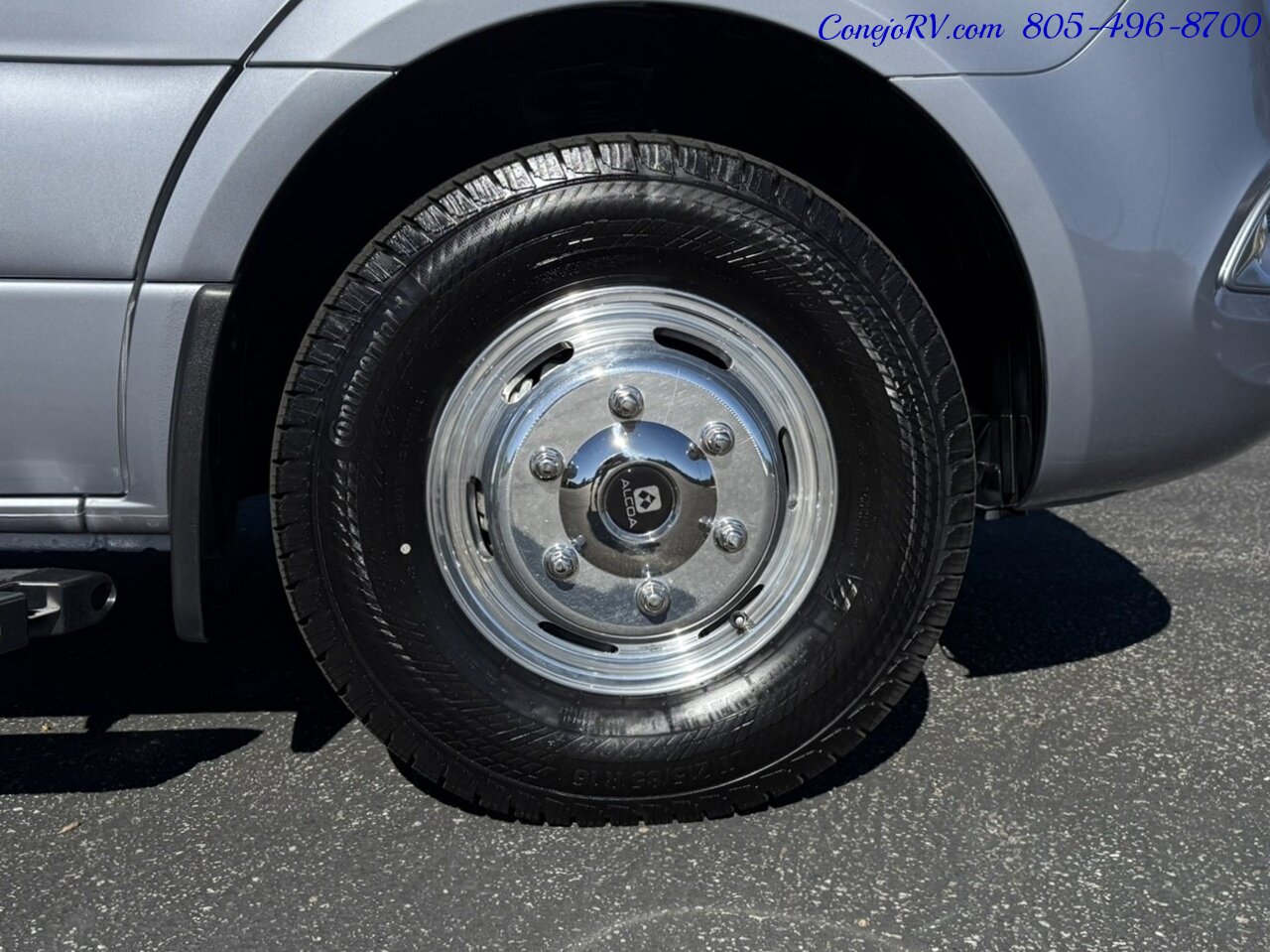 2026 Tiffin Wayfarer 25XLW Slide-Out Theater Seats Mercedes Turbo Diesel Full Body Paint - Photo 45 - Thousand Oaks, CA 91360