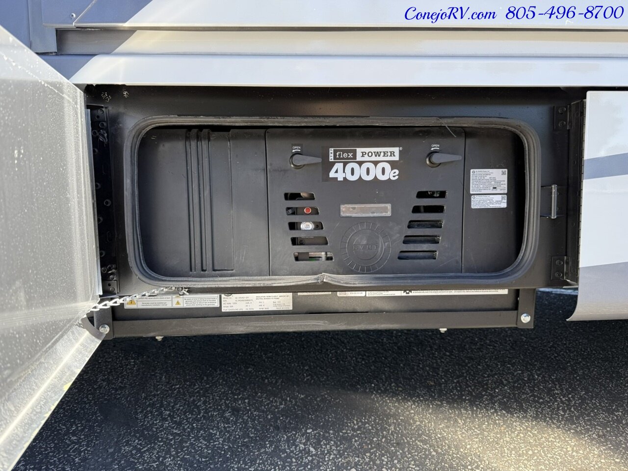 2026 Tiffin Wayfarer 25XLW Slide-Out Theater Seats Mercedes Turbo Diesel Full Body Paint - Photo 51 - Thousand Oaks, CA 91360