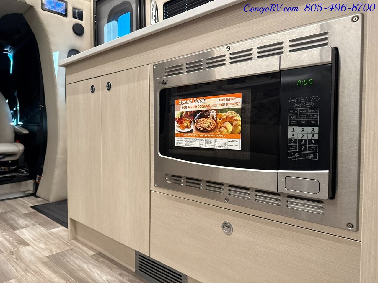 2026 Tiffin Wayfarer 25XLW Slide-Out Theater Seats Mercedes Turbo Diesel Full Body Paint - Photo 15 - Thousand Oaks, CA 91360