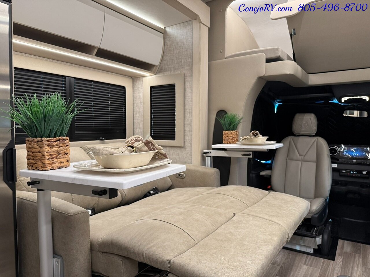 2026 Tiffin Wayfarer 25XLW Slide-Out Theater Seats Mercedes Turbo Diesel Full Body Paint - Photo 35 - Thousand Oaks, CA 91360