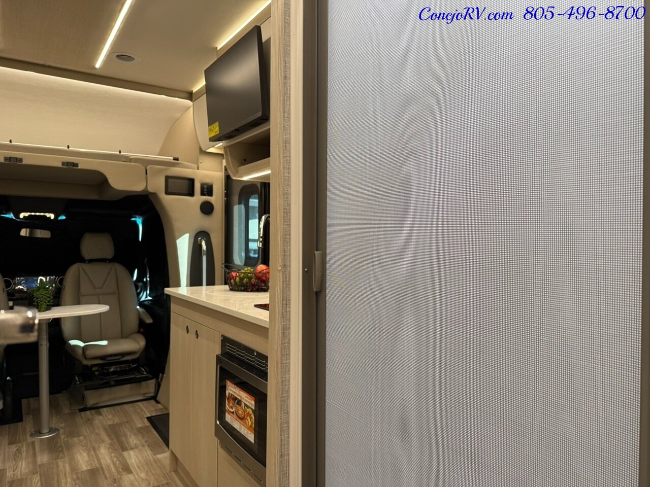 2026 Tiffin Wayfarer 25XLW Slide-Out Theater Seats Mercedes Turbo Diesel Full Body Paint - Photo 28 - Thousand Oaks, CA 91360