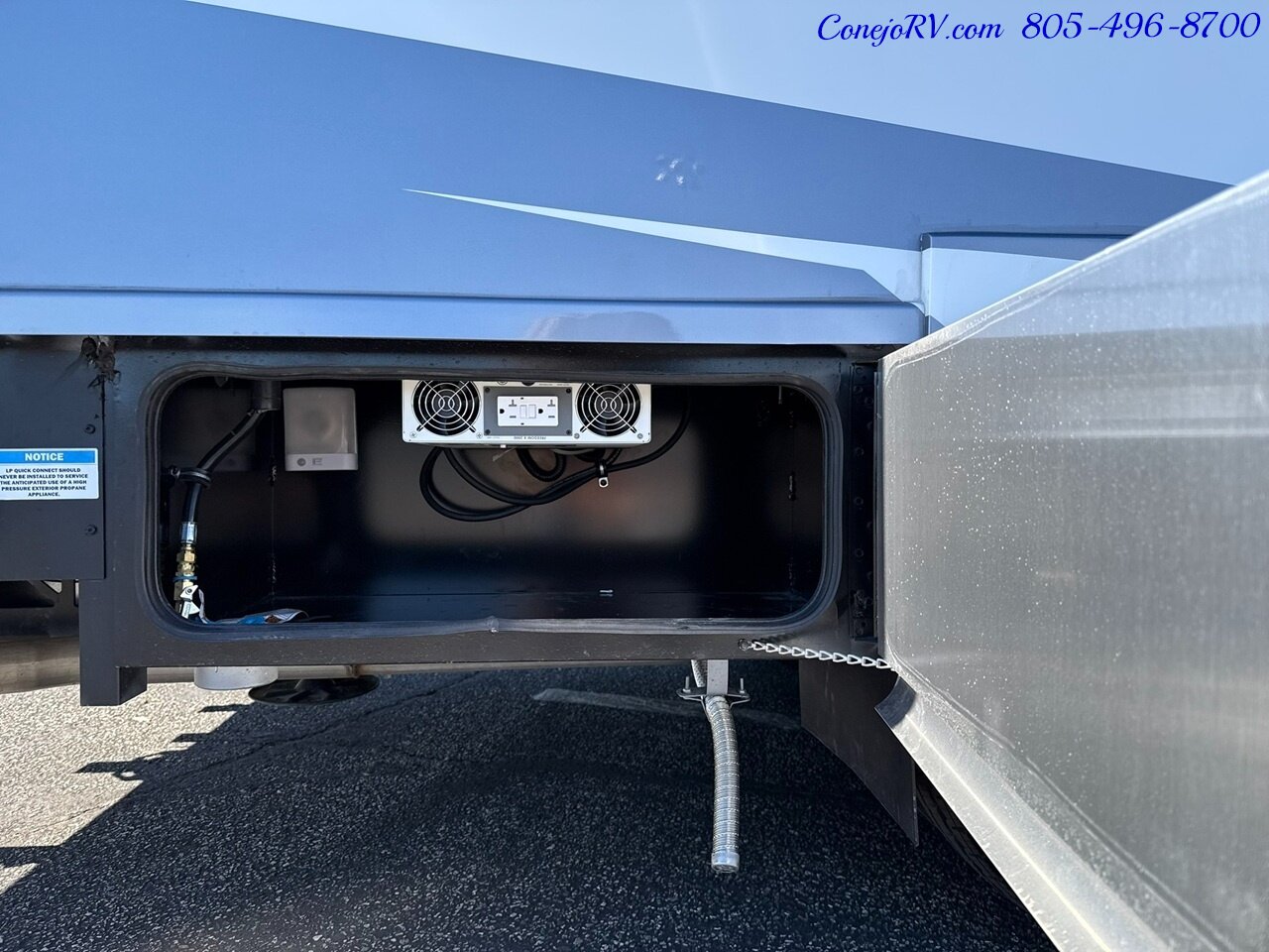 2026 Tiffin Wayfarer 25XLW Slide-Out Theater Seats Mercedes Turbo Diesel Full Body Paint - Photo 48 - Thousand Oaks, CA 91360