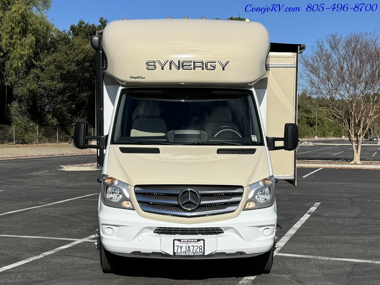 2017 THOR SYNERGY 24SP  Double Slide Outs Mercedes Turbo Diesel 11K Miles - Photo 50 - Thousand Oaks, CA 91360