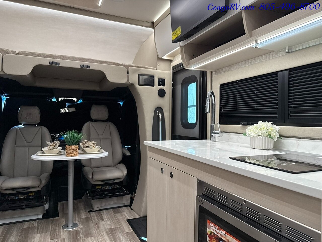 2026 Tiffin Wayfarer 25XLW Slide-Out Theater Seats Mercedes Turbo Diesel  Full Body Paint - Photo 30 - Thousand Oaks, CA 91360