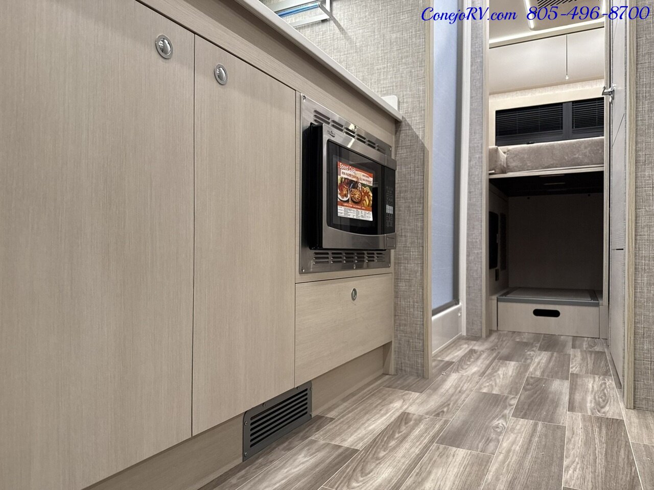 2026 Tiffin Wayfarer 25XLW Slide-Out Theater Seats Mercedes Turbo Diesel  Full Body Paint - Photo 12 - Thousand Oaks, CA 91360