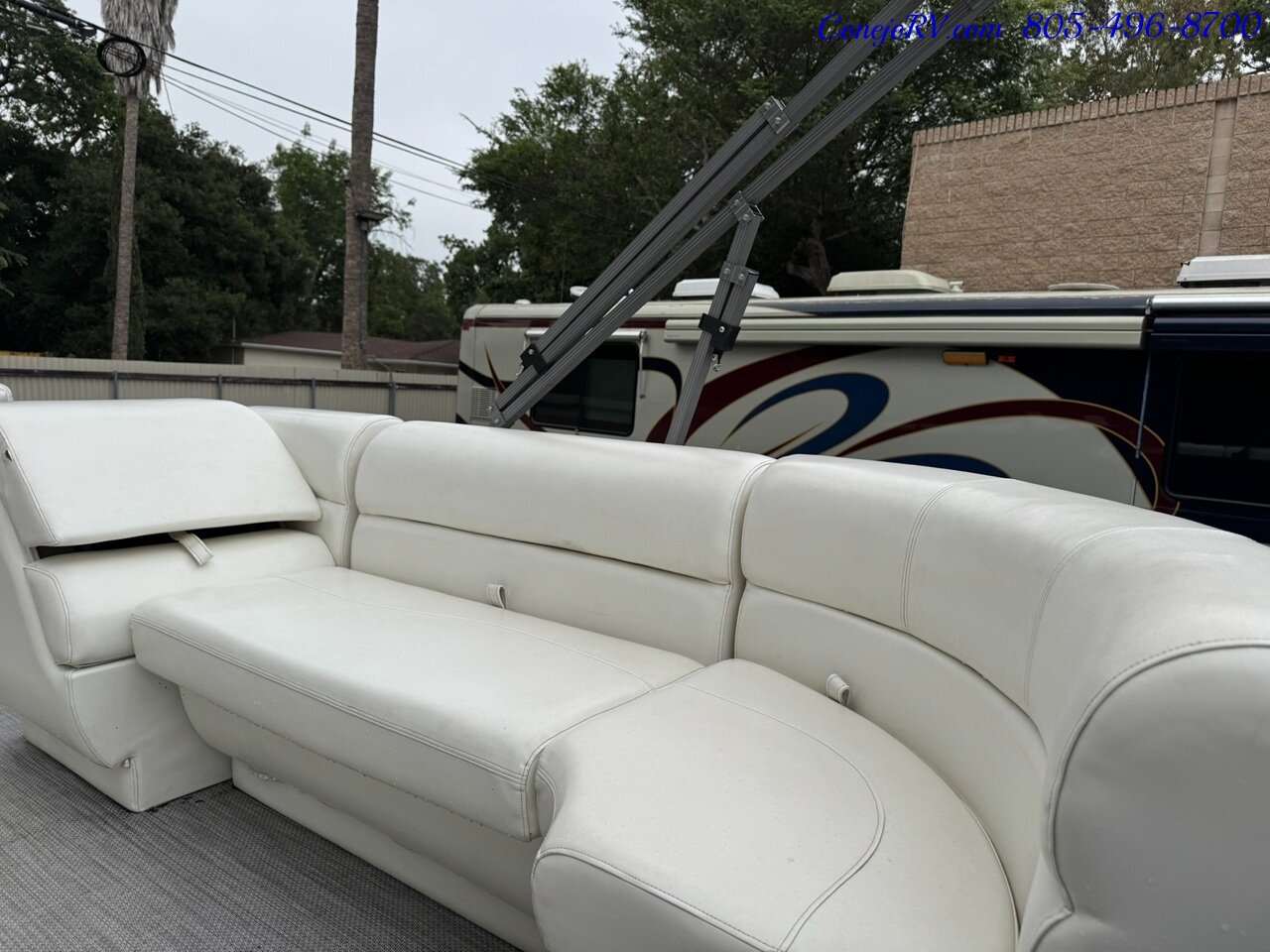 2024 Frontier Pontoons 24 " Cruiser - Photo 7 - Thousand Oaks, CA 91360