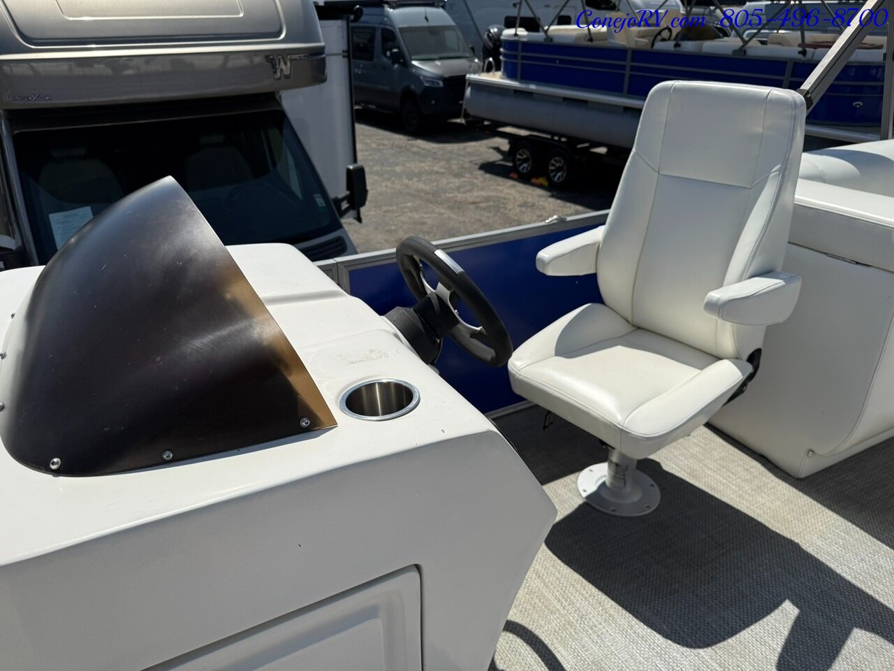 2024 Frontier Pontoons 24' Cruiser - Photo 11 - Thousand Oaks, CA 91360