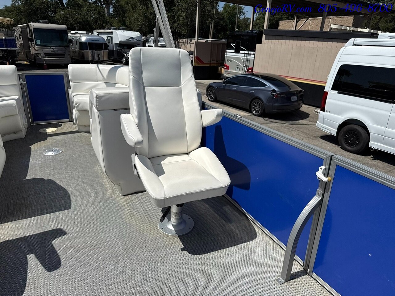 2024 Frontier Pontoons 24' Cruiser - Photo 10 - Thousand Oaks, CA 91360