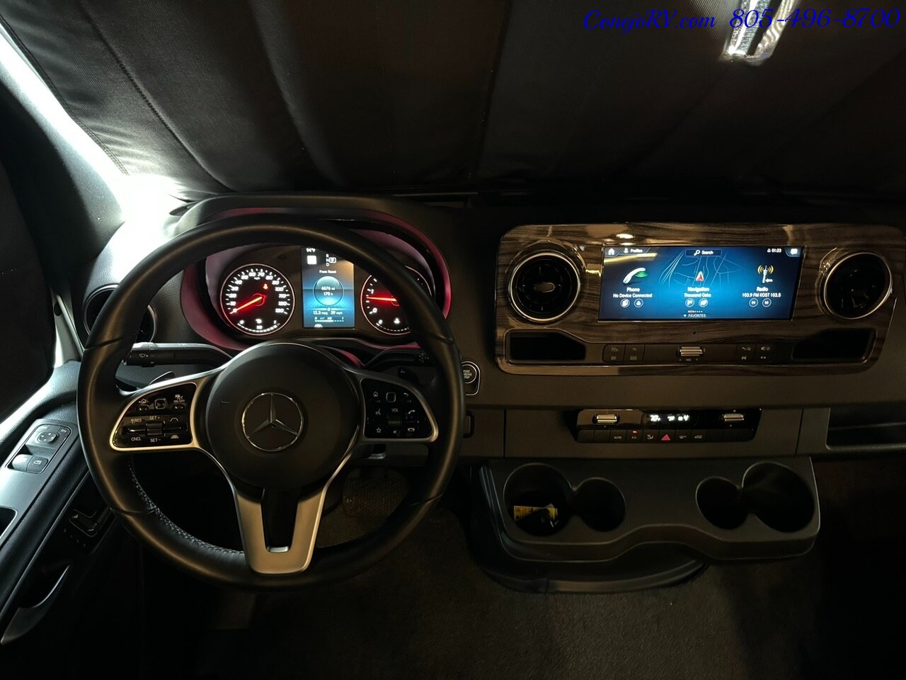 2022 Renegade Vienna 25RMC Full Wall Slide Mercedes Turbo Diesel Full Body Paint 7K Miles   - Photo 38 - Thousand Oaks, CA 91360