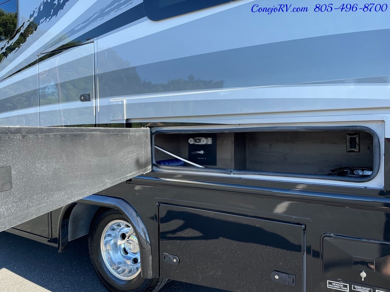 2024 DYNAMAX Isata 3 Series 24FW Full-Wall Slide HYDRAULIC LEVELERS Full Body Paint  Mercedes Turbo Diesel - Photo 46 - Thousand Oaks, CA 91360