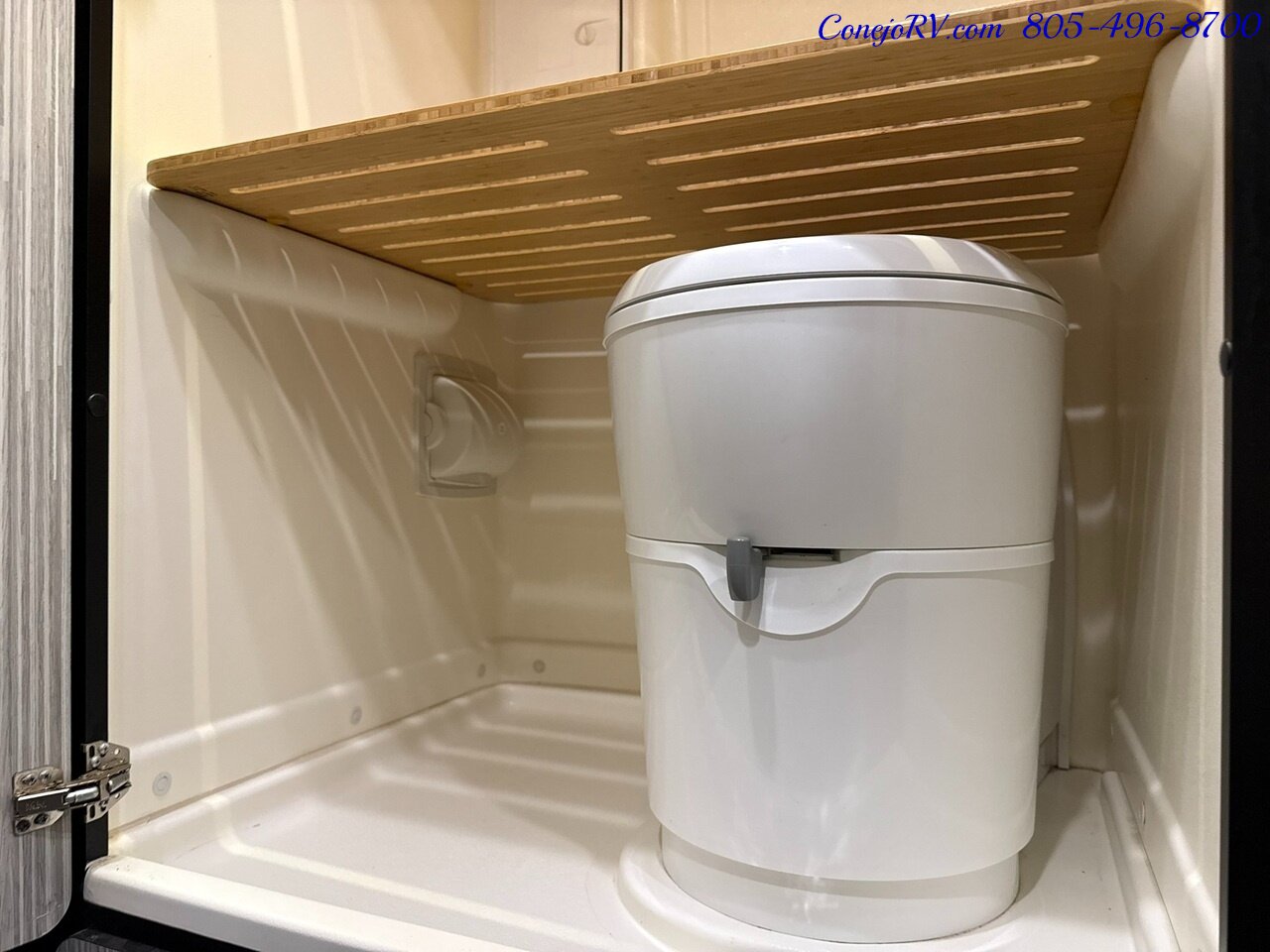 2020 Winnebago Revel 44E 4X4 Sprinter Mercedes Turbo Diesel 63K Miles   - Photo 18 - Thousand Oaks, CA 91360