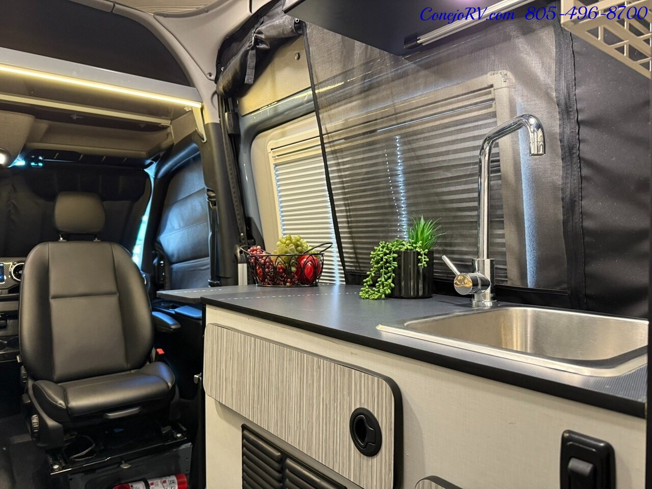 2020 Winnebago Revel 44E 4X4 Sprinter Mercedes Turbo Diesel 63K Miles   - Photo 15 - Thousand Oaks, CA 91360