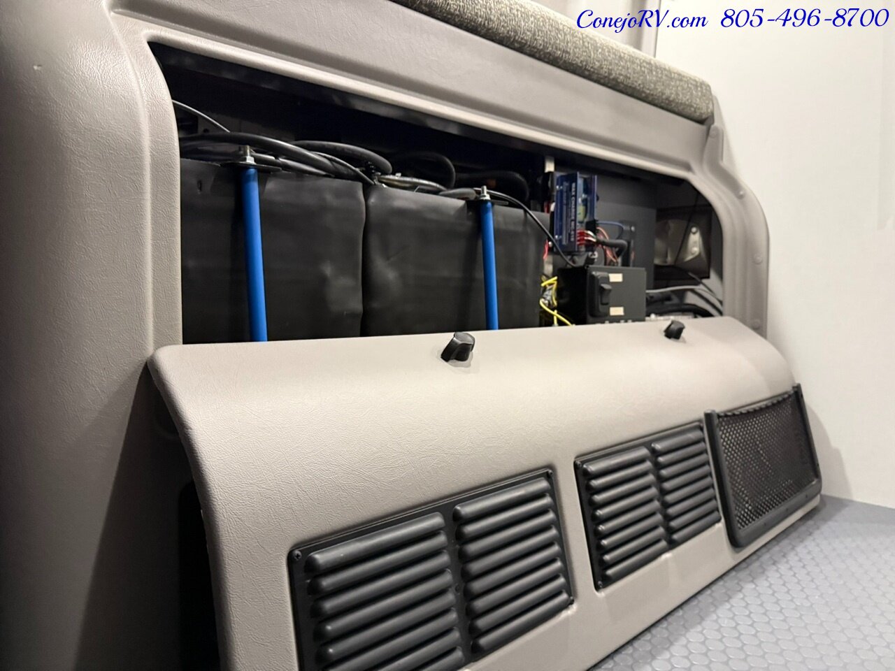 2020 Winnebago Revel 44E 4X4 Sprinter Mercedes Turbo Diesel 63K Miles   - Photo 27 - Thousand Oaks, CA 91360