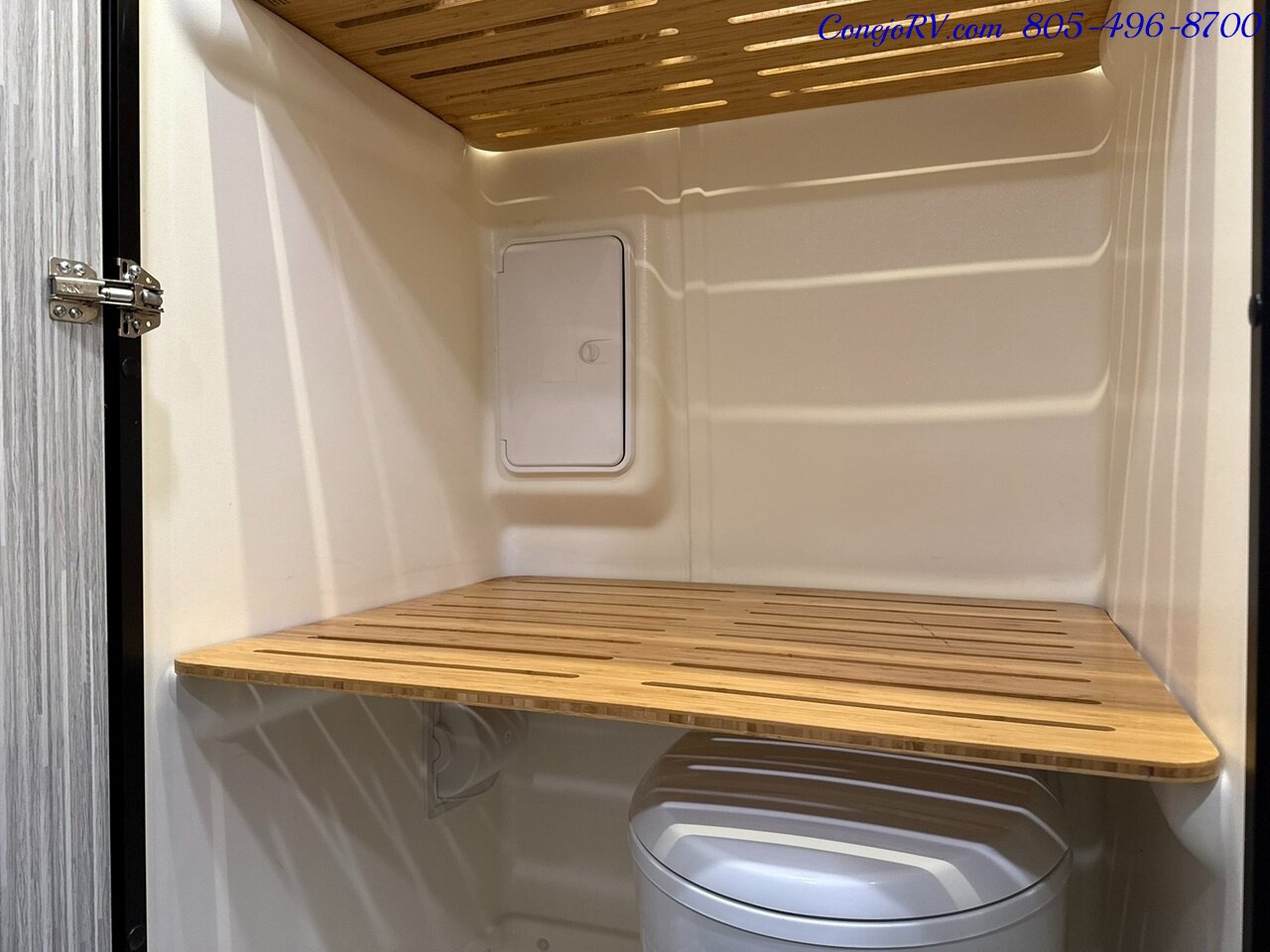 2020 Winnebago Revel 44E 4X4 Sprinter Mercedes Turbo Diesel 63K Miles   - Photo 17 - Thousand Oaks, CA 91360