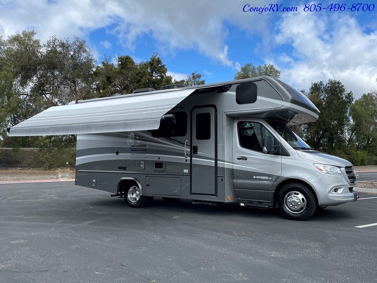 2023 DYNAMAX Isata 3 Series 24FW Full-Wall Slide HYDRAULIC LEVELERS Full Body  Paint Mercedes Turbo Diesel - Photo 46 - Thousand Oaks, CA 91360