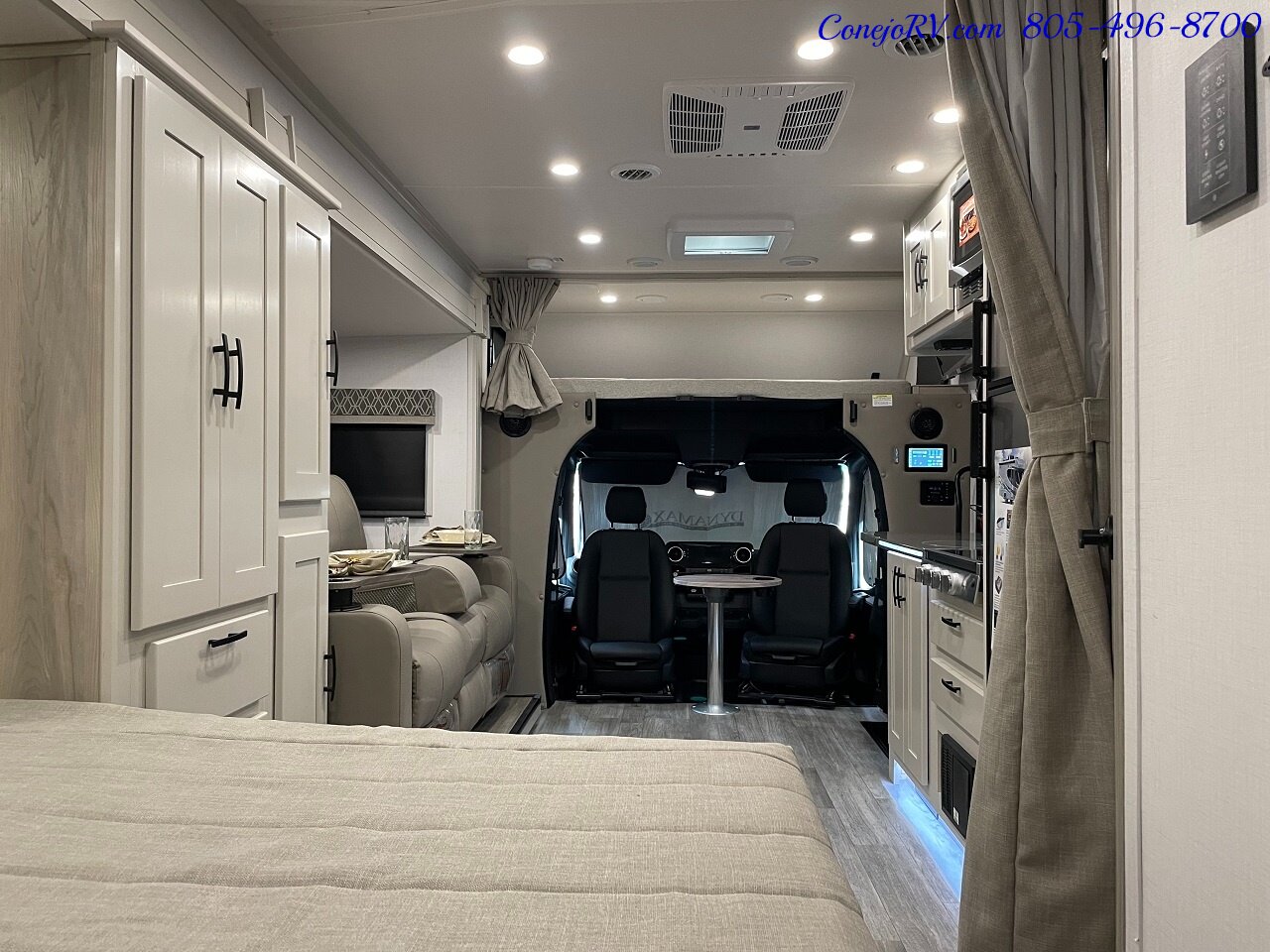 2023 DYNAMAX Isata 3 Series 24FW Full-Wall Slide HYDRAULIC LEVELERS Full Body  Paint Mercedes Turbo Diesel - Photo 24 - Thousand Oaks, CA 91360