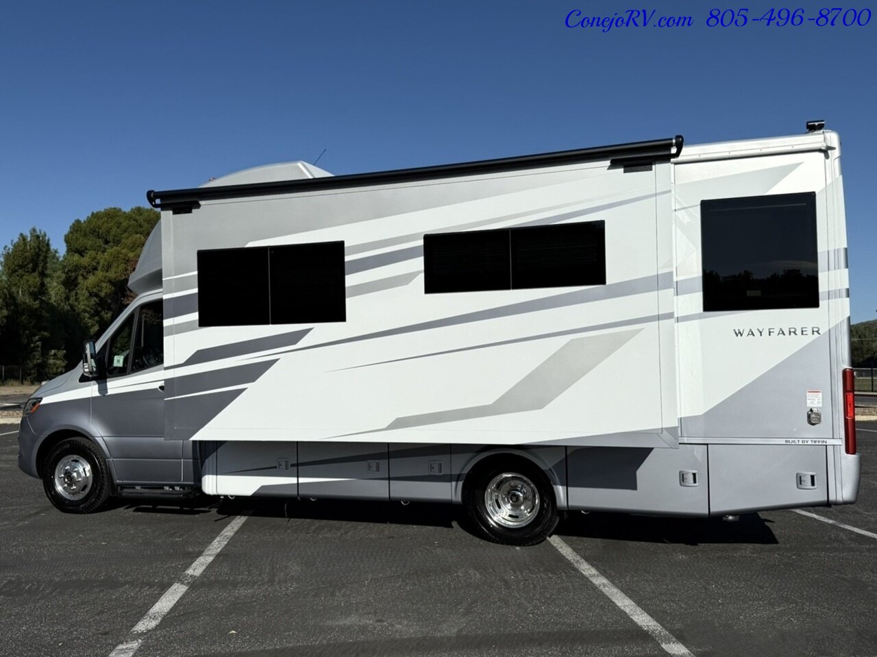2026 Tiffin Wayfarer 25RW Murphy Bed Full Wall Slide-Out Booth Dinette Mercedes Turbo Diesel Full Body Paint - Photo 2 - Thousand Oaks, CA 91360
