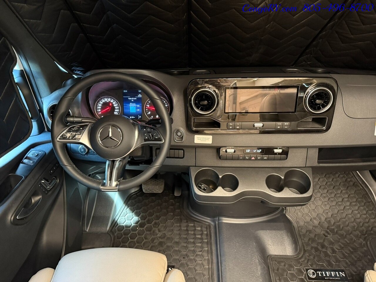 2026 Tiffin Wayfarer 25RW Murphy Bed Full Wall Slide-Out Booth Dinette Mercedes Turbo Diesel Full Body Paint - Photo 34 - Thousand Oaks, CA 91360