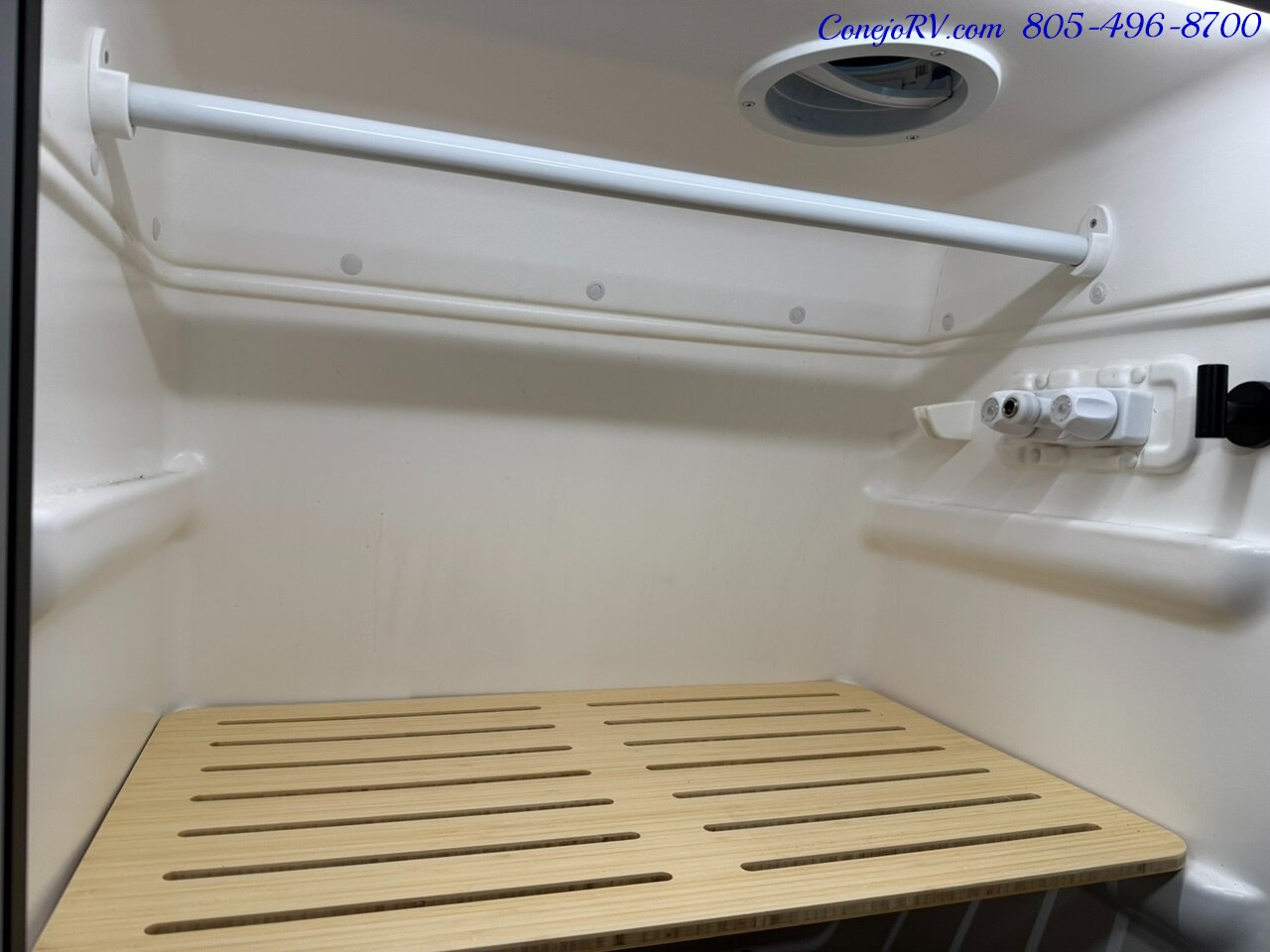 2027 Winnebago Revel 44EC AWD Sofa Sprinter Mercedes Turbo Diesel, 8.4KWH Lithionics Lithium System - Photo 15 - Thousand Oaks, CA 91360