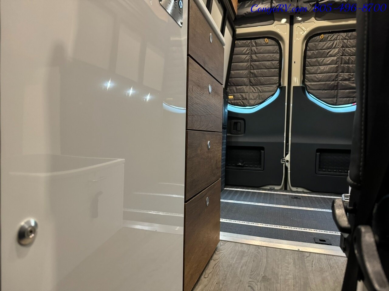 2024 Storyteller Overland Classic Mode AWD Lithionics Lithium System Mercedes Sprinter  Turbo Diesel Custom Graphics 15K Factory Rebate - Photo 13 - Thousand Oaks, CA 91360