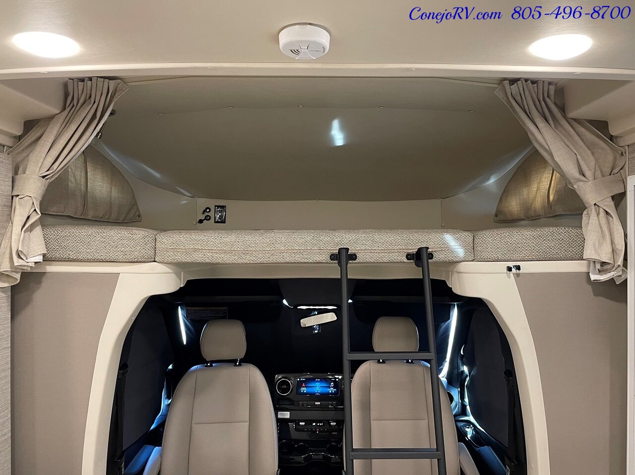 2023 Winnebago Navion 24V Slide-Out Mercedes Turbo Diesel Full Body Paint   - Photo 28 - Thousand Oaks, CA 91360