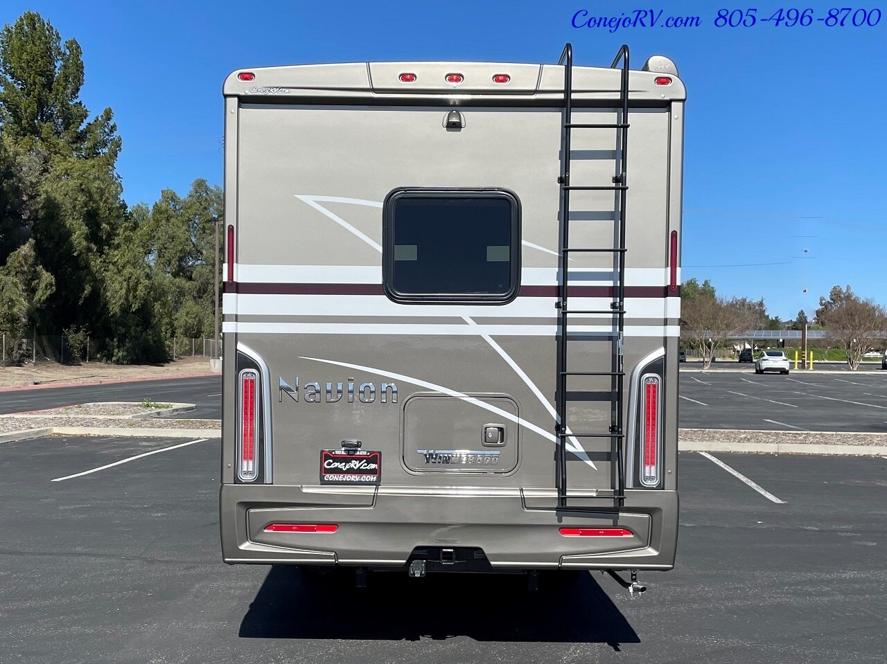 2023 Winnebago Navion 24V Slide-Out Mercedes Turbo Diesel Full Body Paint   - Photo 45 - Thousand Oaks, CA 91360