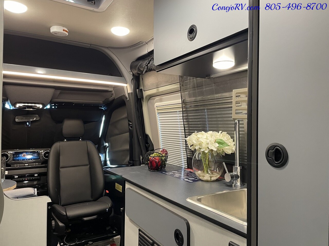 2024 Winnebago Revel 44E 4X4 Sprinter Mercedes Turbo Diesel, 320 AH Lithium   - Photo 32 - Thousand Oaks, CA 91360