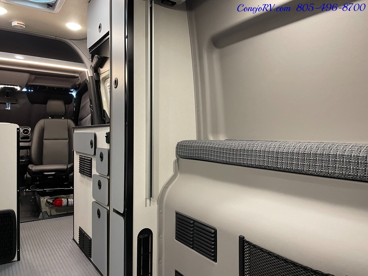 2023 WINNEBAGO Revel 44E 4X4 Sprinter Mercedes Turbo Diesel, 320 AH Lithium   - Photo 28 - Thousand Oaks, CA 91360