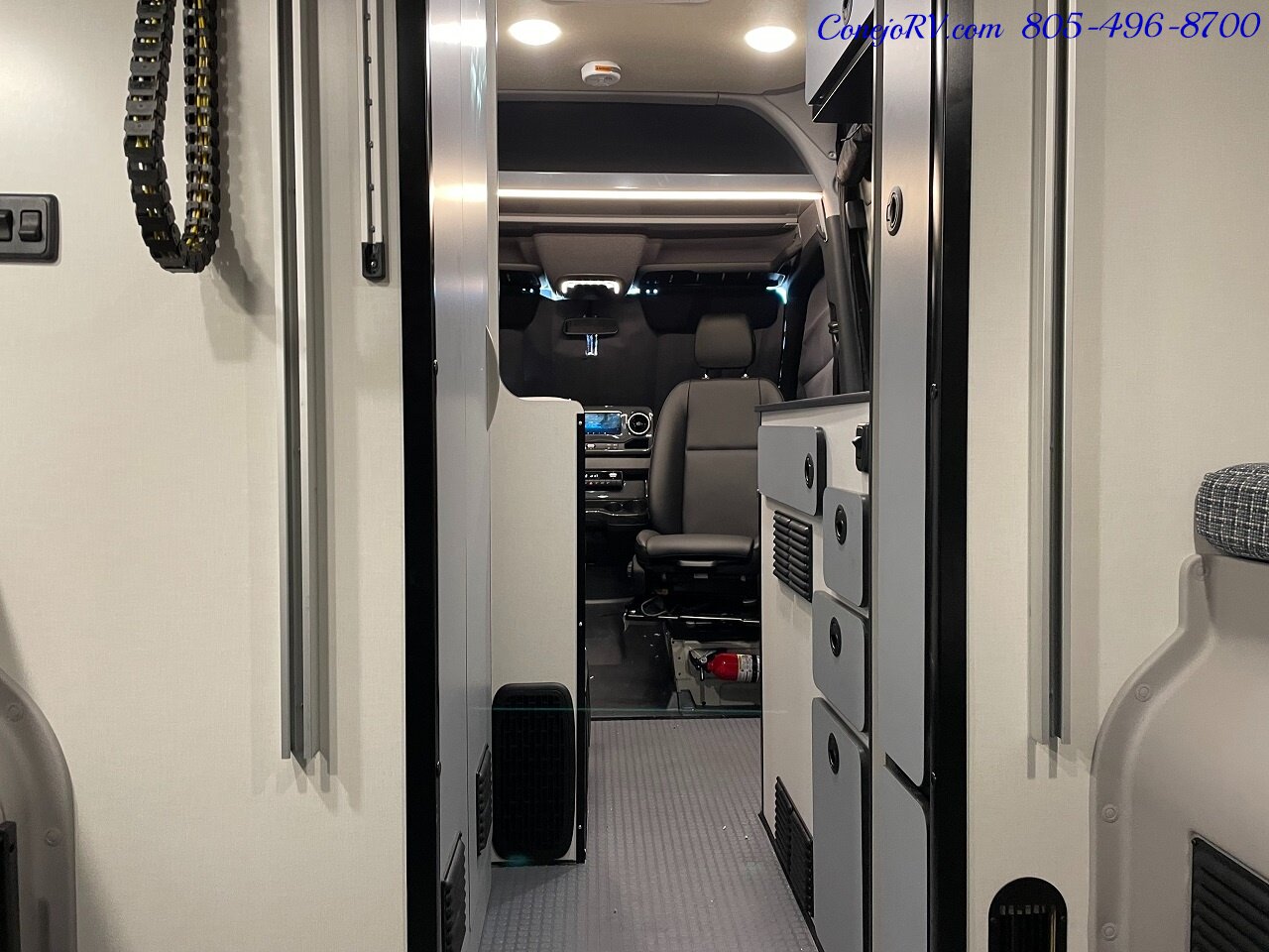 2023 WINNEBAGO Revel 44E 4X4 Sprinter Mercedes Turbo Diesel, 320 AH Lithium   - Photo 27 - Thousand Oaks, CA 91360