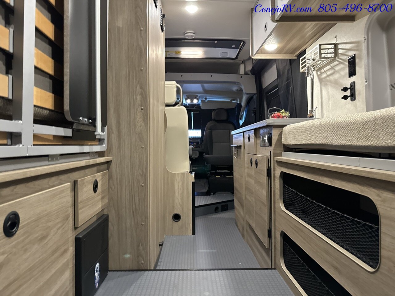 2024 Winnebago Solis 59PX Murphy Bed Pop Top Full Galley   - Photo 26 - Thousand Oaks, CA 91360