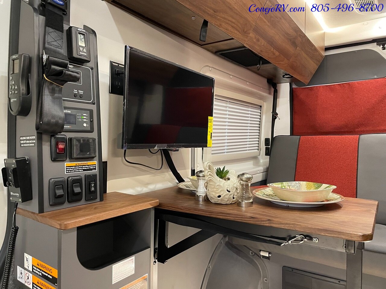 2023 WINNEBAGO Roam U59RA Accessibility Power Lift Power Lounge Full Galley   - Photo 12 - Thousand Oaks, CA 91360