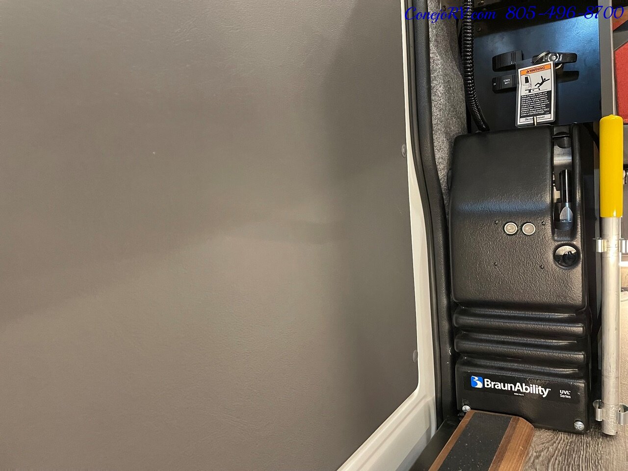 2023 WINNEBAGO Roam U59RA Accessibility Power Lift Power Lounge Full Galley   - Photo 13 - Thousand Oaks, CA 91360