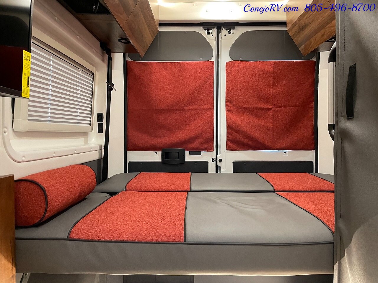 2023 WINNEBAGO Roam U59RA Accessibility Power Lift Power Lounge Full Galley   - Photo 22 - Thousand Oaks, CA 91360