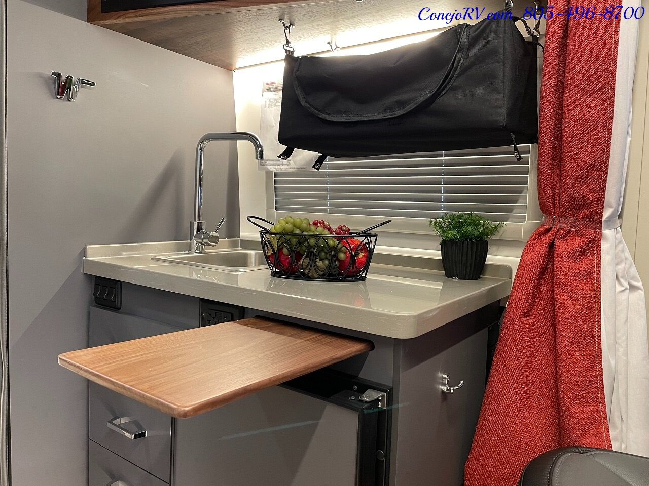 2023 WINNEBAGO Roam U59RA Accessibility Power Lift Power Lounge Full Galley   - Photo 8 - Thousand Oaks, CA 91360