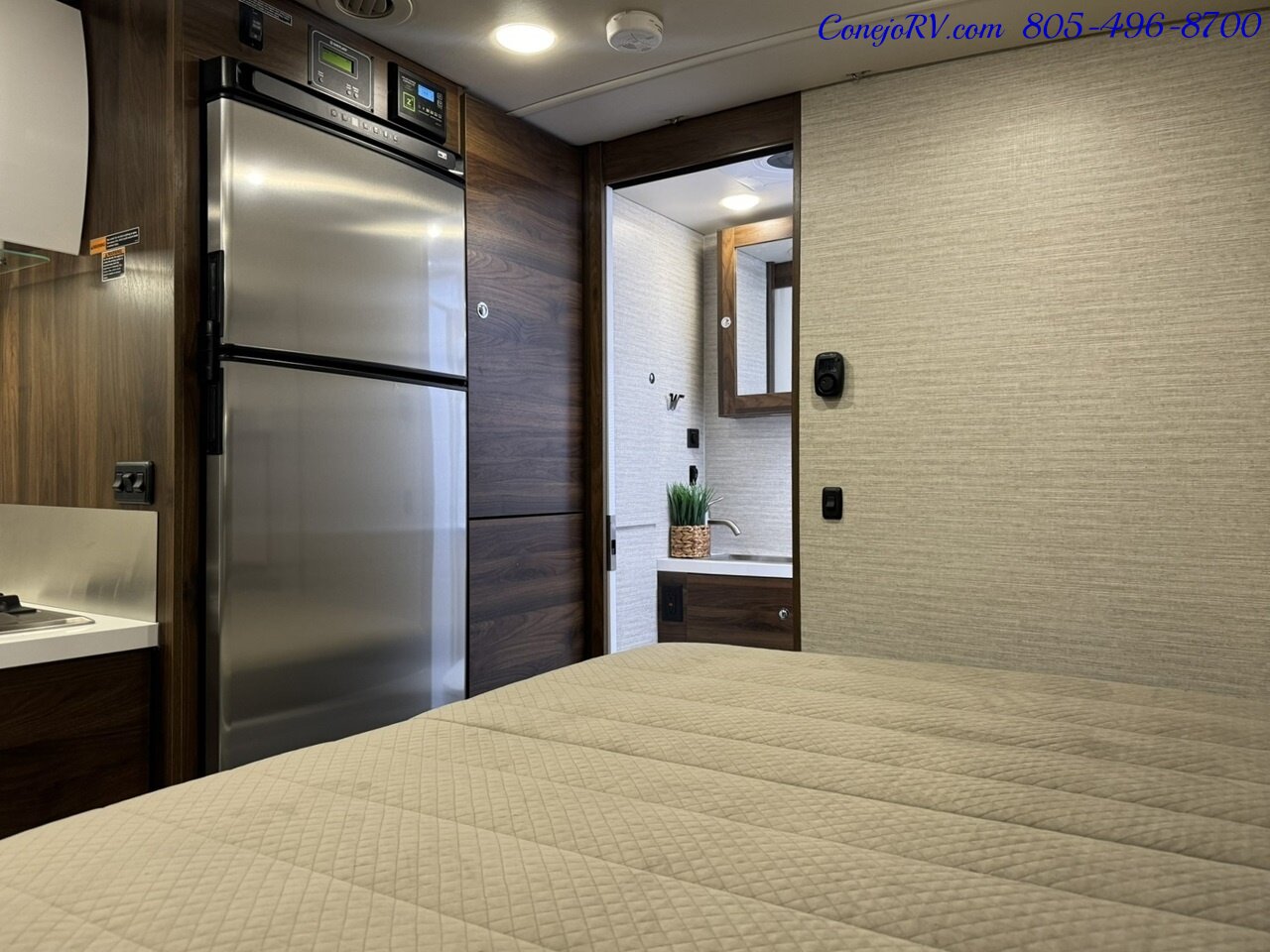 2025 Winnebago Navion 24D Full Wall Slide-Out Mercedes Turbo Diesel Full  Body Paint - Photo 25 - Thousand Oaks, CA 91360