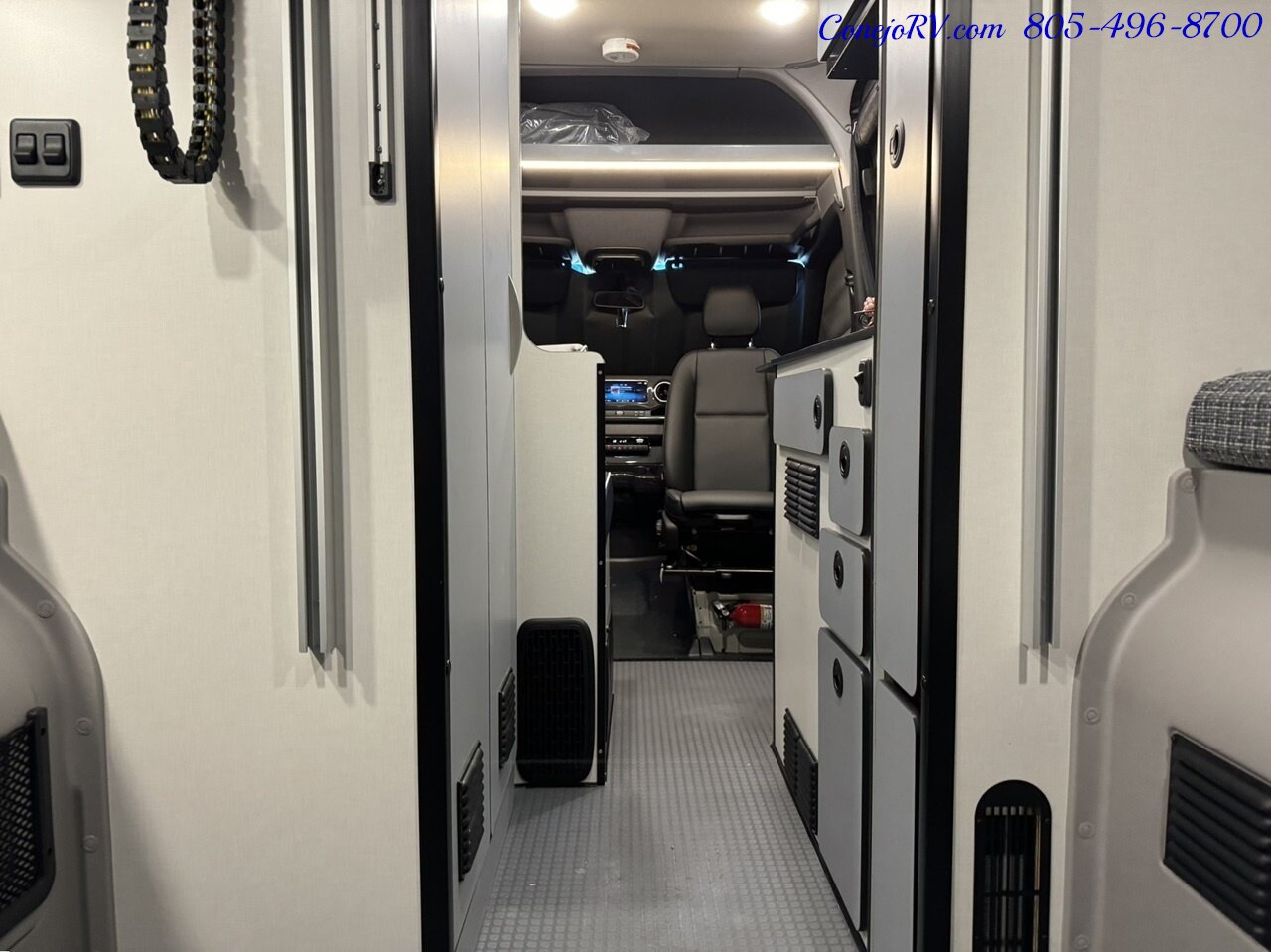 2024 Winnebago Revel 44E 4X4 Sprinter Mercedes Turbo Diesel, 320 AH Lithium   - Photo 29 - Thousand Oaks, CA 91360