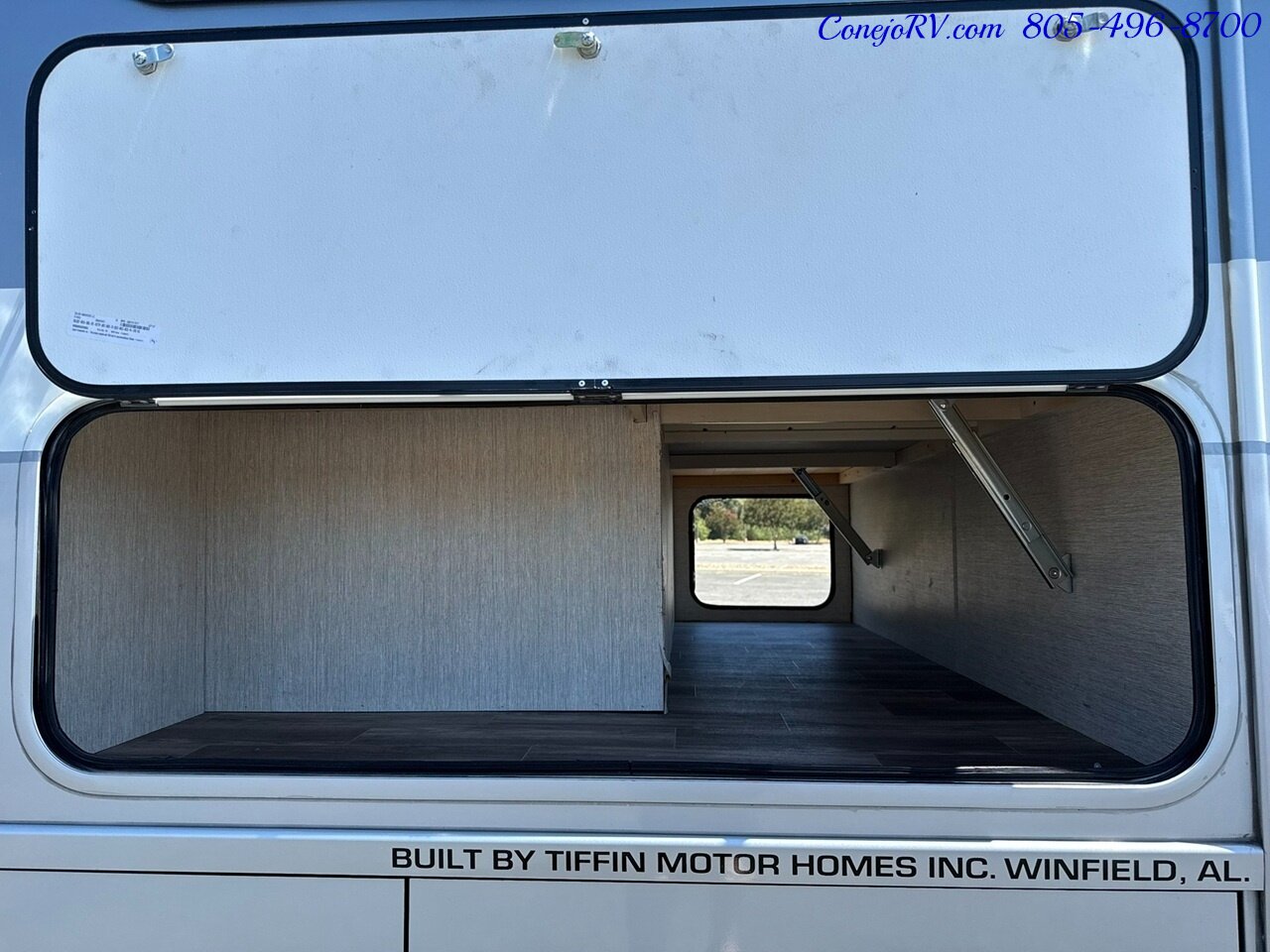 2022 Tiffin Wayfarer 25TW Slide-Out Twin Beds Sofa Levelers Mercedes Turbo Diesel Full Body Paint 12K Miles - Photo 56 - Thousand Oaks, CA 91360