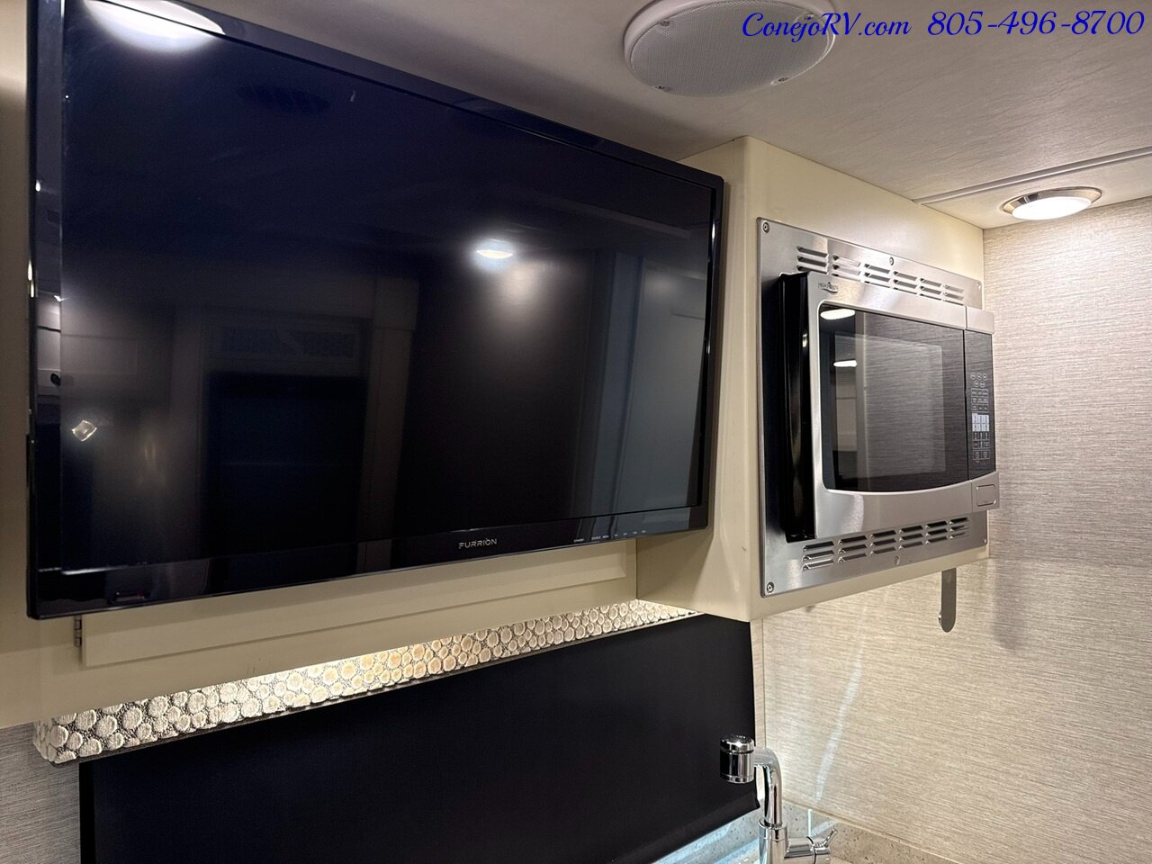 2022 Tiffin Wayfarer 25TW Slide-Out Twin Beds Sofa Levelers Mercedes Turbo Diesel Full Body Paint 12K Miles - Photo 16 - Thousand Oaks, CA 91360
