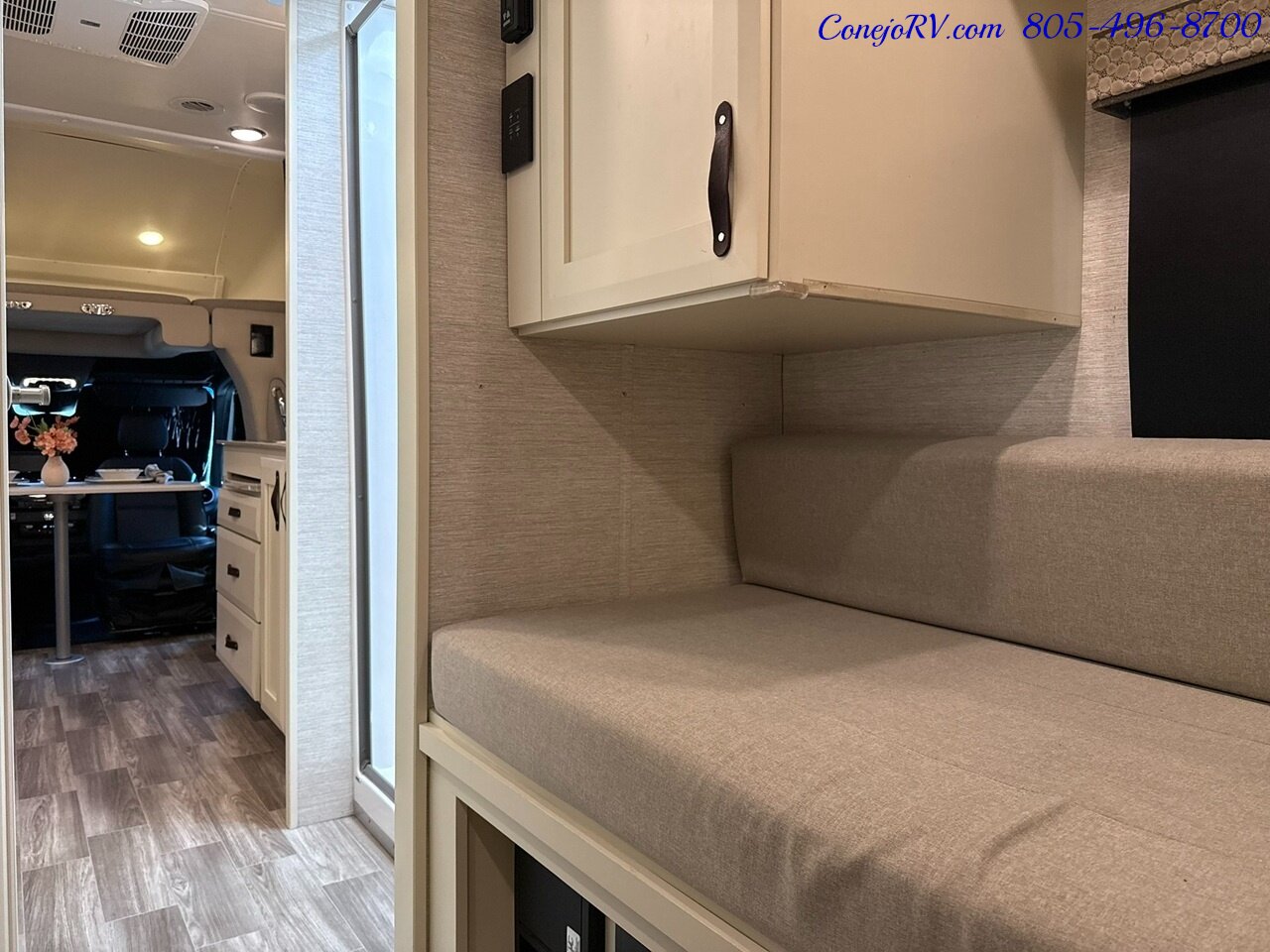 2022 Tiffin Wayfarer 25TW Slide-Out Twin Beds Sofa Levelers Mercedes Turbo Diesel Full Body Paint 12K Miles - Photo 33 - Thousand Oaks, CA 91360