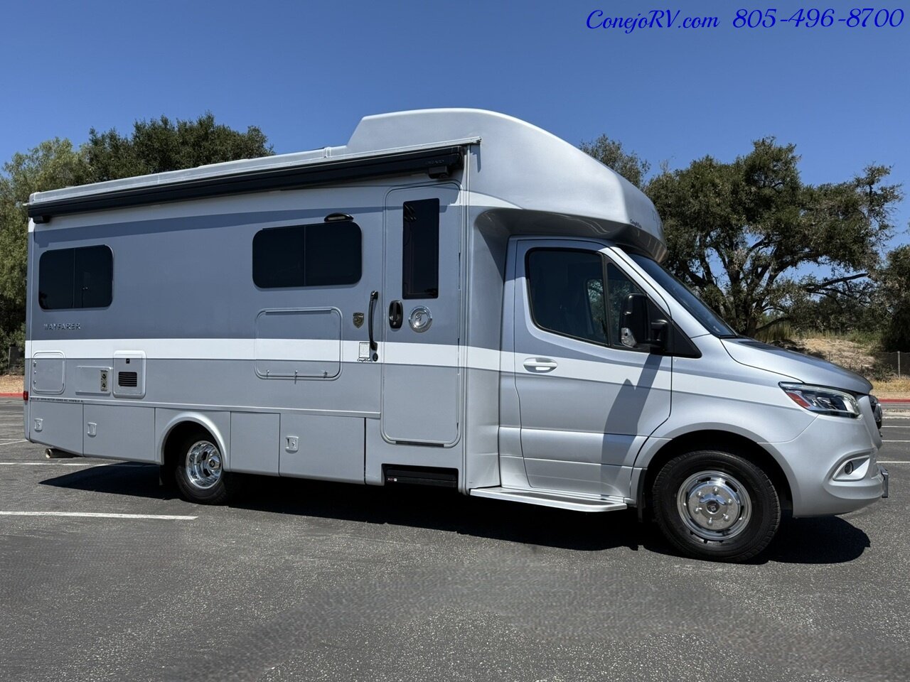 2022 Tiffin Wayfarer 25TW Slide-Out Twin Beds Sofa Levelers Mercedes Turbo Diesel Full Body Paint 12K Miles - Photo 3 - Thousand Oaks, CA 91360