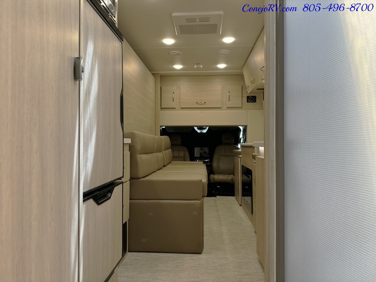 2024 Chinook Maverick EB Murphy Bed Ford Transit All Wheel Drive   - Photo 31 - Thousand Oaks, CA 91360